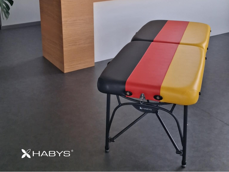 Physiotherapie im Sport – warum die Massageliege entscheidend für Regeneration und Verletzungsprävention ist