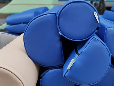 Lagerungsmaterial in der Physiotherapiepraxis – wie es Komfort und Wirksamkeit der Behandlung erhöh