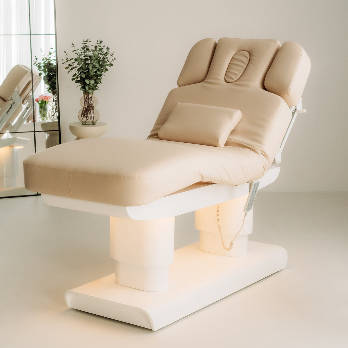 Melia – elektrische SPA-Liege mit Heizung und 4 Motoren | Habys