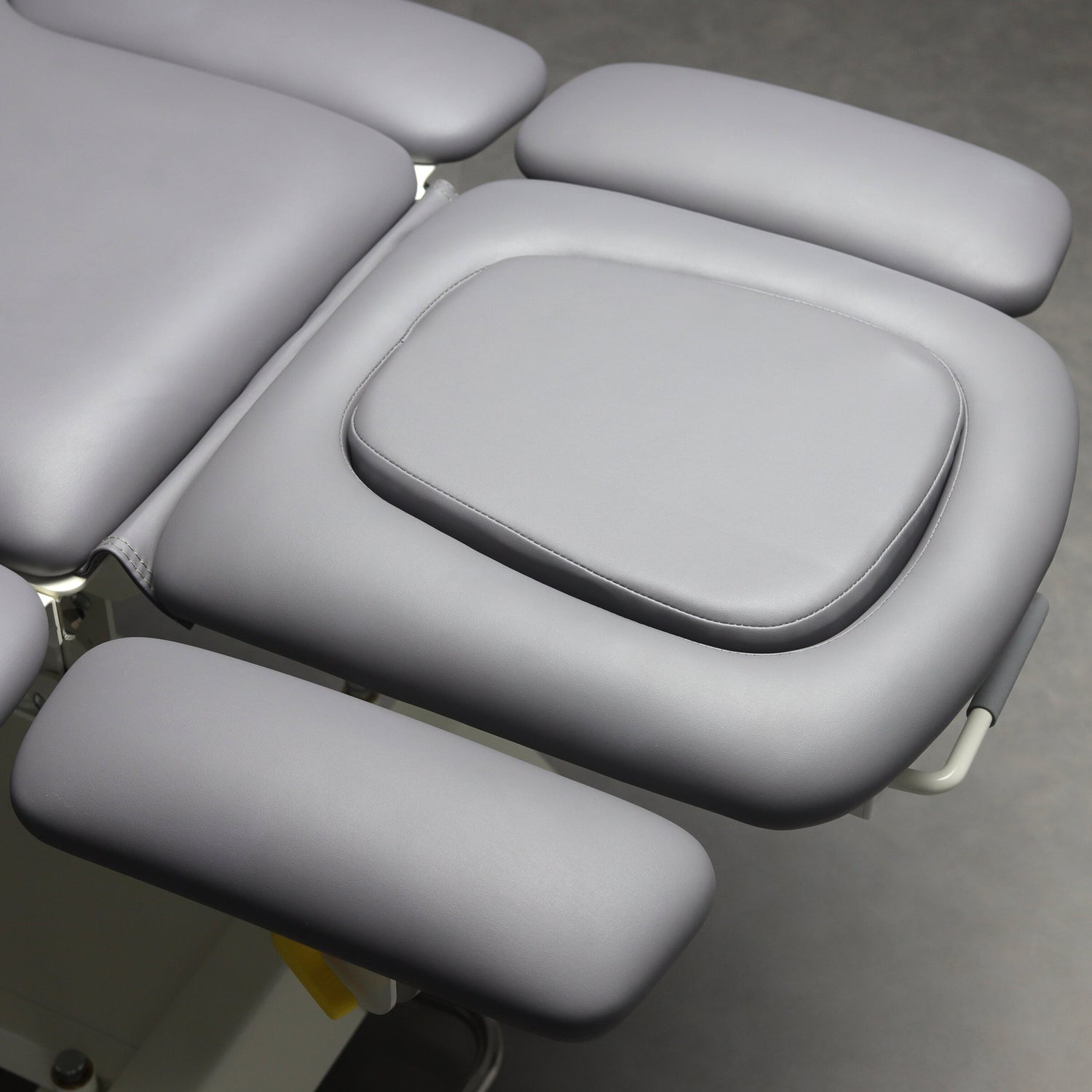 Therapieliege Elektrisch Evero X7 Ergo 7-Segmente | Steuerrahmen | 3 Jahre Garantie