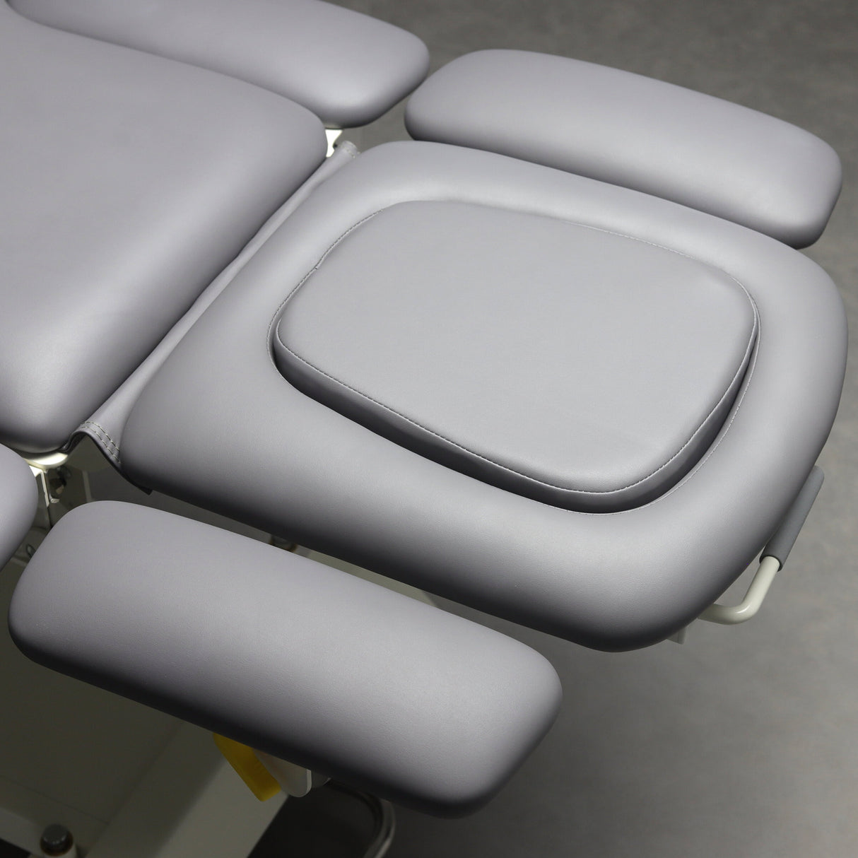 Therapieliege Elektrisch Evero X7 Ergo 7-Segmente | Steuerrahmen | 3 Jahre Garantie