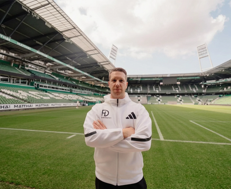 Mobilität und Stabilität in der Sportphysiotherapie: Raphael Rochner über die Massageliege Aero