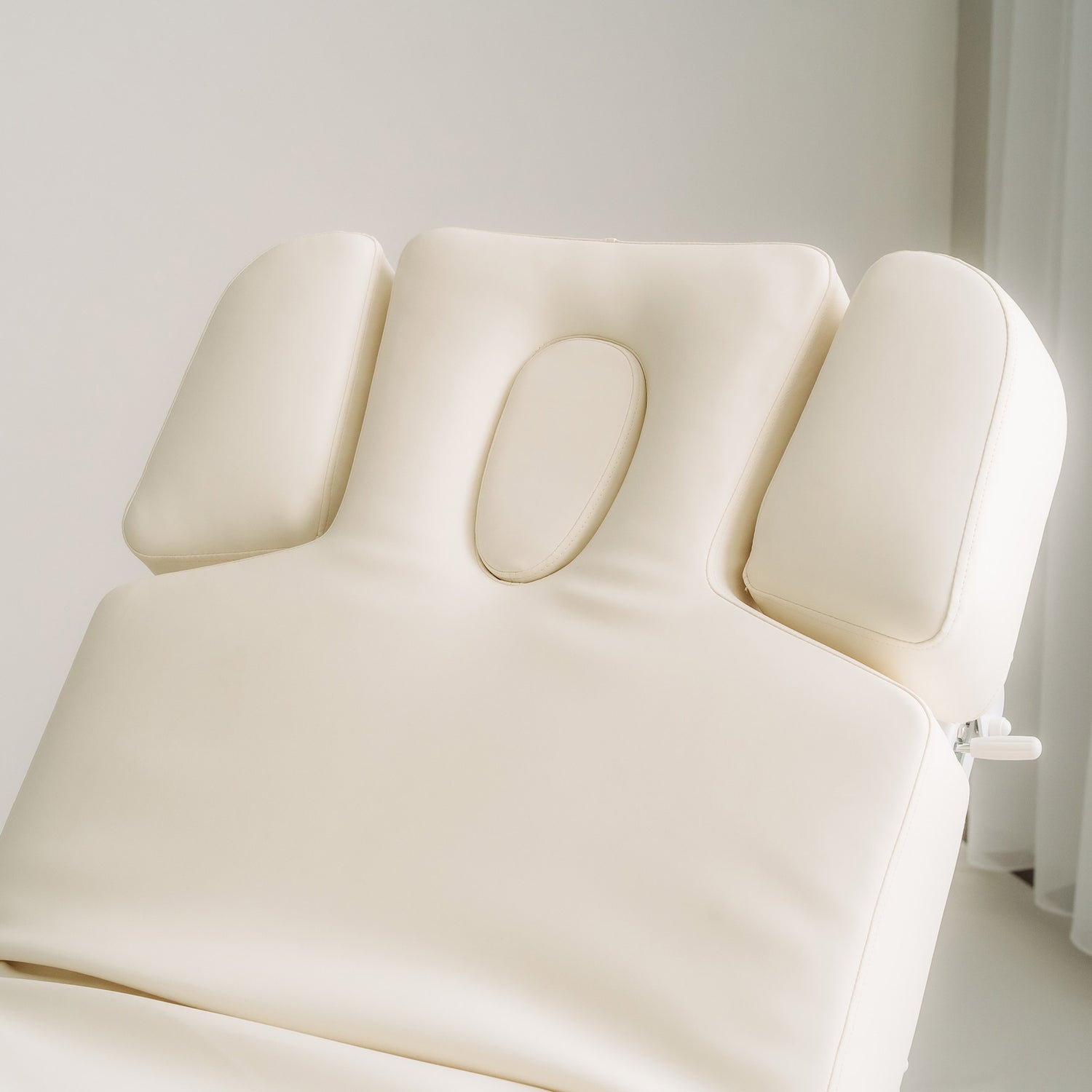 Melia  – elektrische SPA-Liege mit Heizung und 4 Motoren | Habys