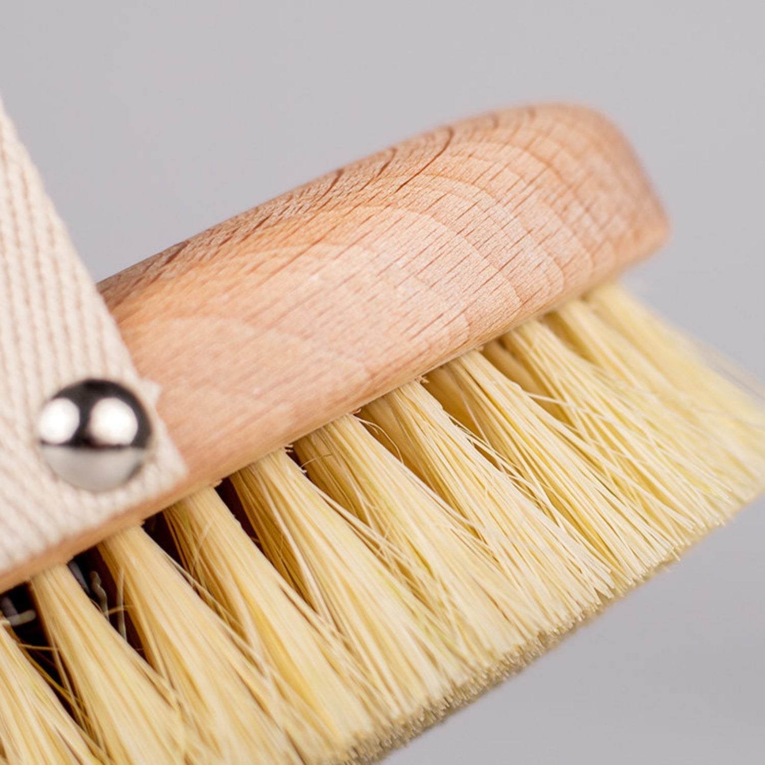 Massagebürste für die Trockenmassage | Tampico-Borsten | Trockenbürste hart