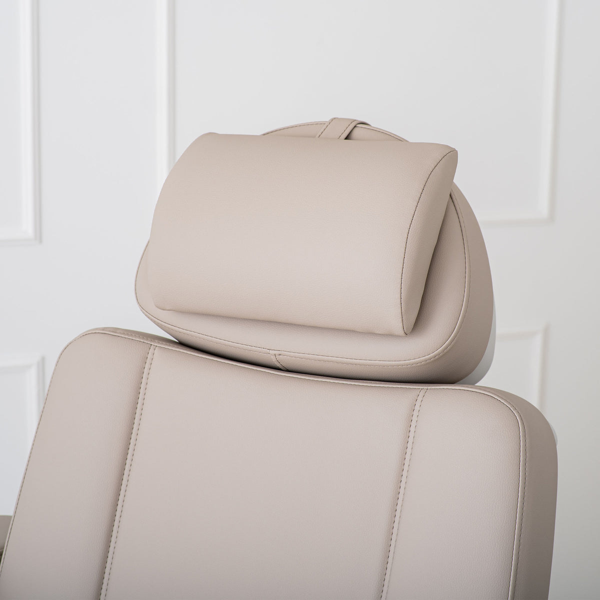 Habys Elektrischer Podologiestuhl Evia Lift P | Kosmetikliege für Podologie, Pediküre, Praxen für ästhetische Medizin sowie Kosmetik- und Beautysalons | 3 Jahre Garantie