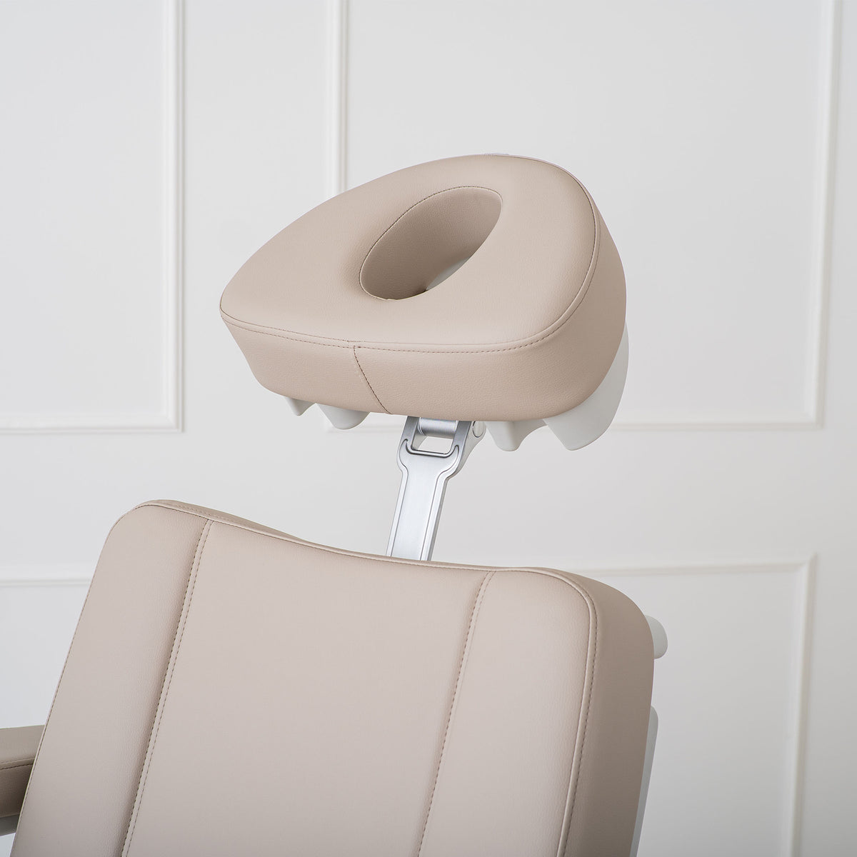 Habys Elektrischer Podologiestuhl Evia Lift P | Kosmetikliege für Podologie, Pediküre, Praxen für ästhetische Medizin sowie Kosmetik- und Beautysalons | 3 Jahre Garantie